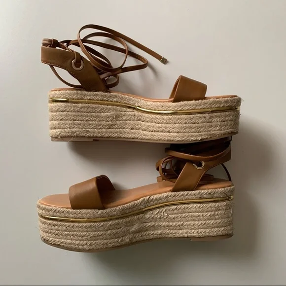 Bleeker & Bond Lace Up Sandals - Picture 2 of 4